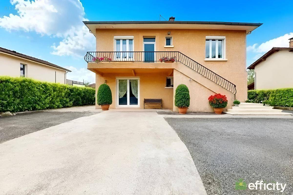 Maison à PONT-D'AIN