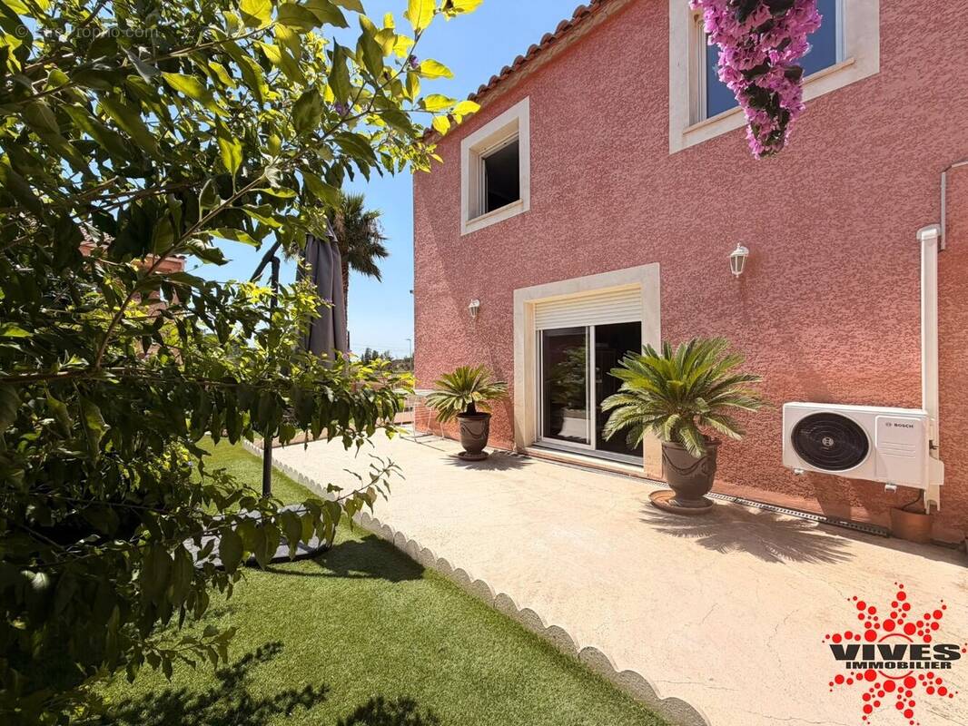 Maison à VILLENEUVE-LES-BEZIERS