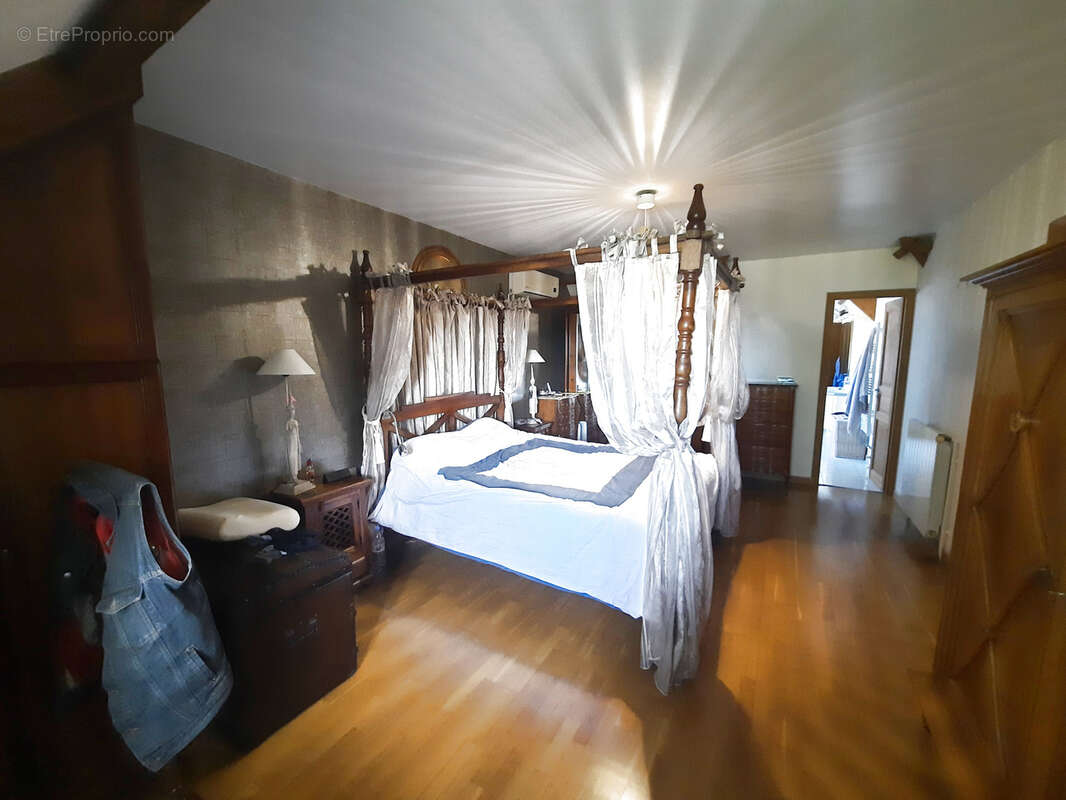 Maison à MAREUIL-LES-MEAUX