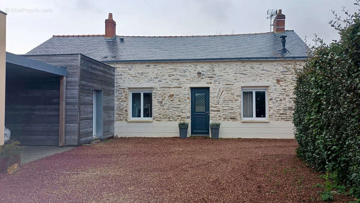 Maison à SAINT-MARS-DU-DESERT