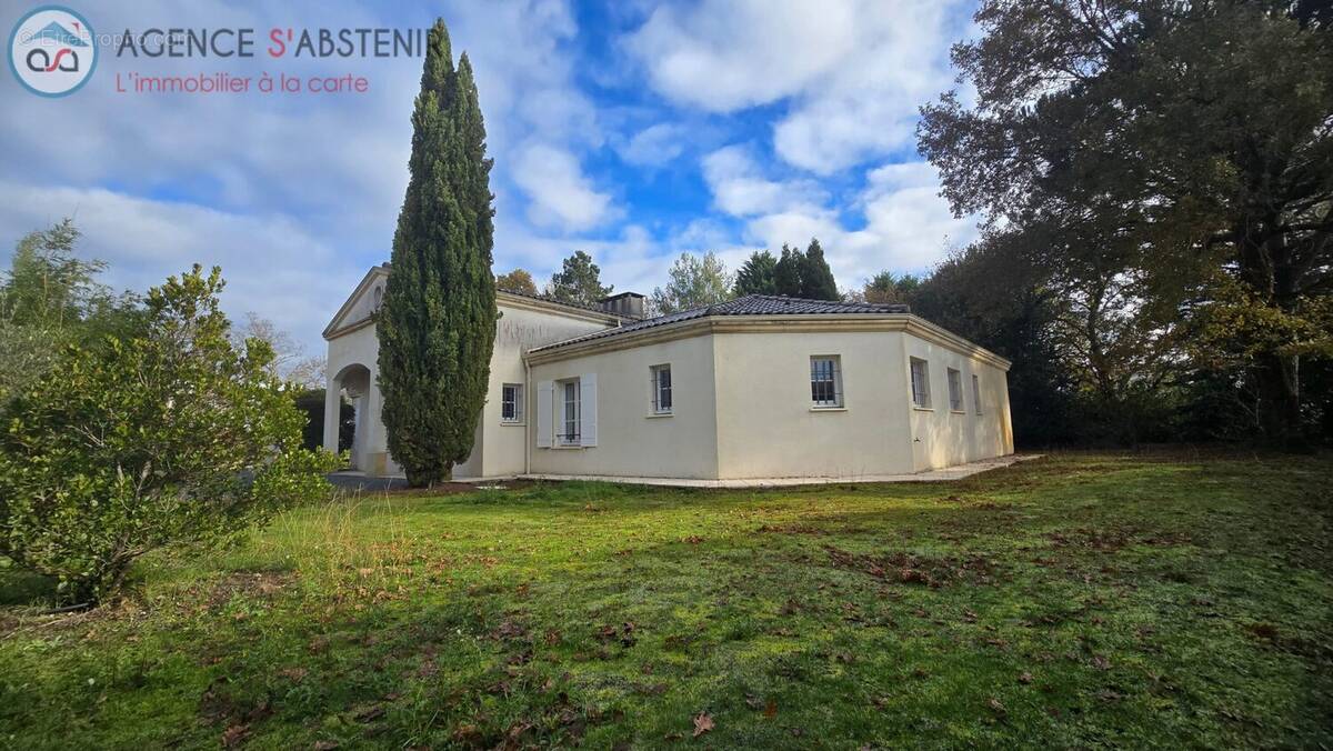 Maison à SAINT-JEAN-D&#039;ILLAC