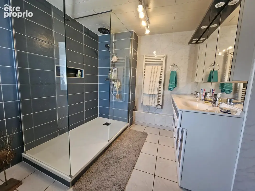 Une maison facile à vivre, avec un beau potentiel d'agrandissement - photo 14