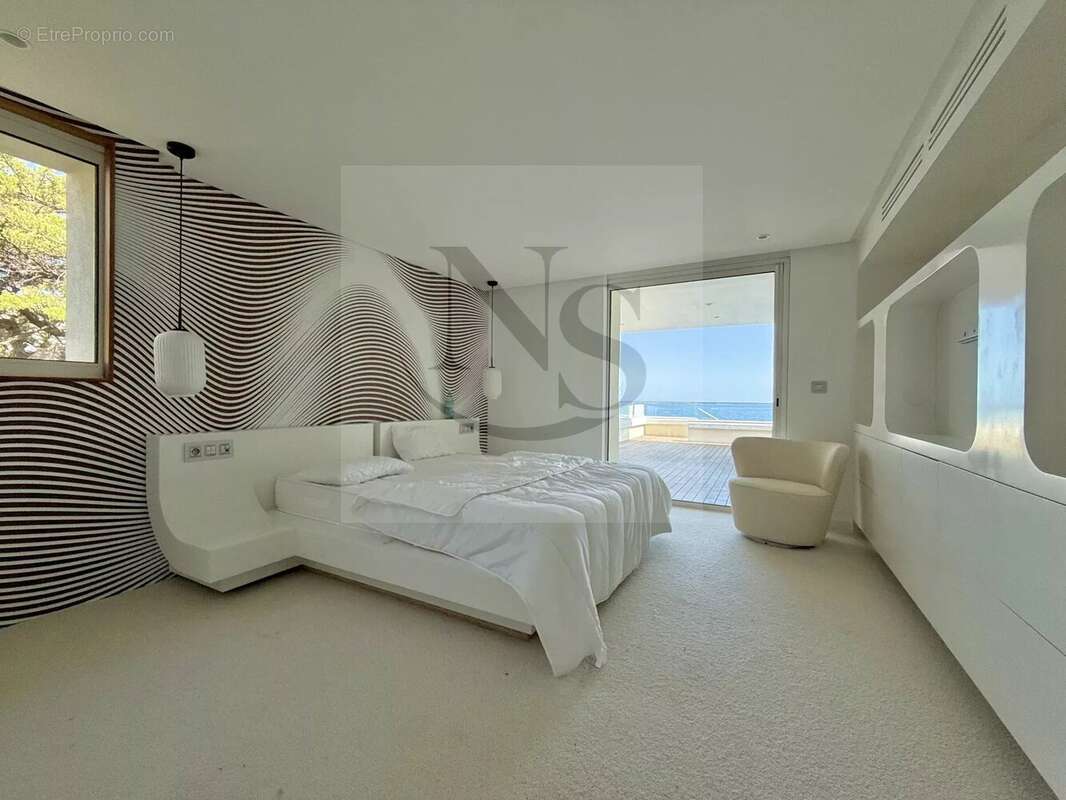 Maison à THEOULE-SUR-MER