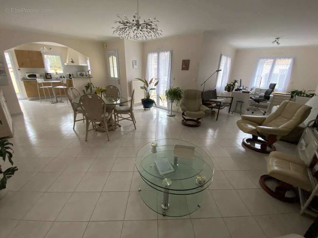 Maison à SAINTE-PAZANNE