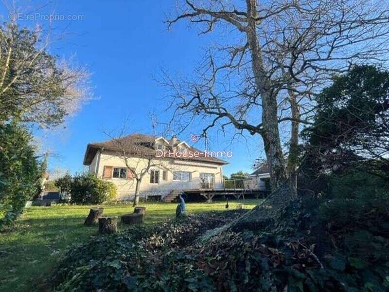 Maison à VILLENAVE-D&#039;ORNON