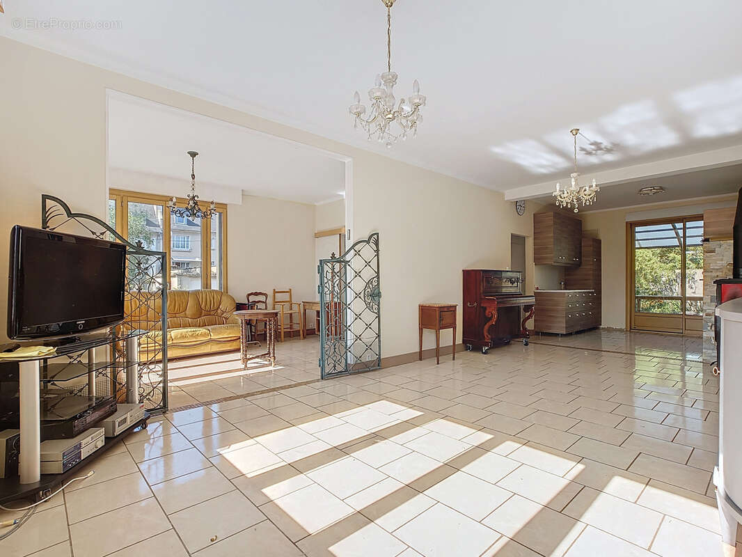 Maison à VILLERS-BOCAGE