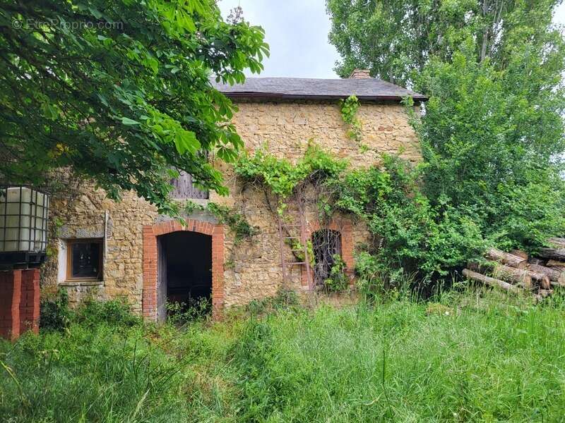 Maison à LOUIN