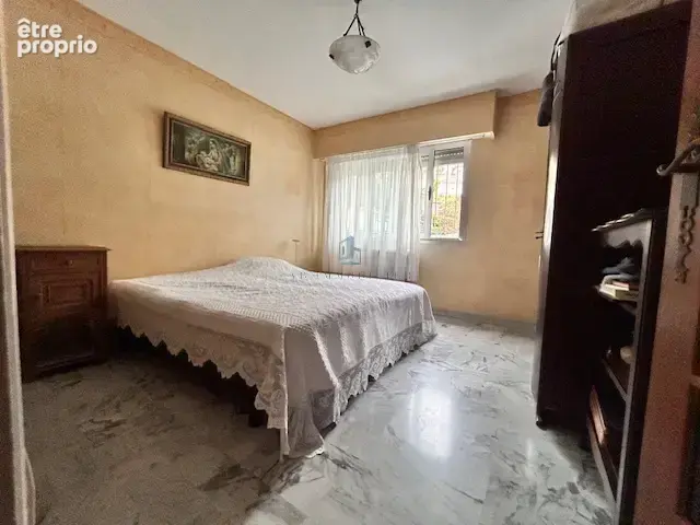 Menton - 3 pieces 77 m2 -  grand garage ferme en sus - photo 4