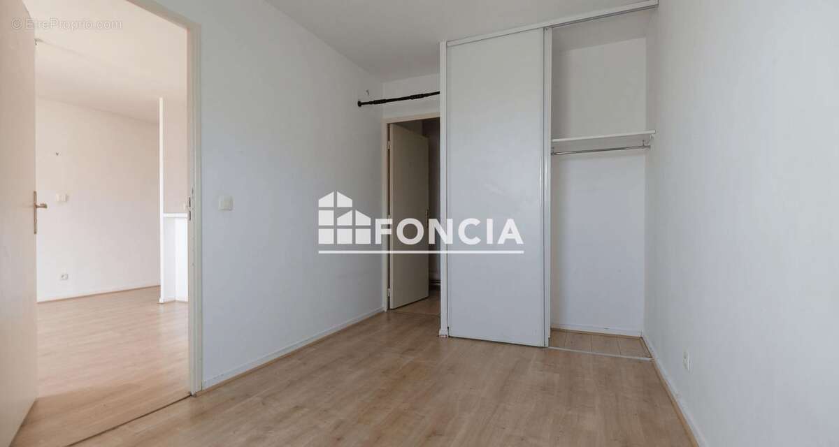 Appartement à CORBEIL-ESSONNES