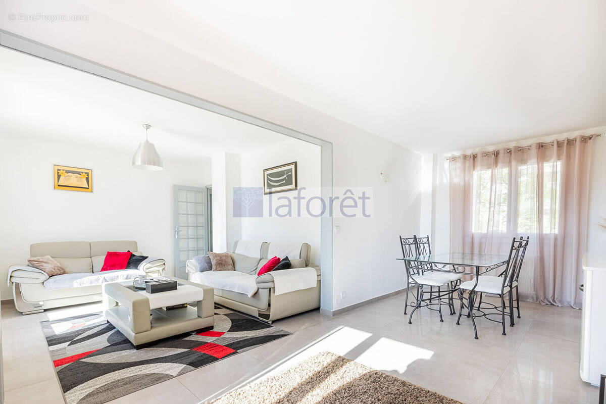 Maison à LONGJUMEAU