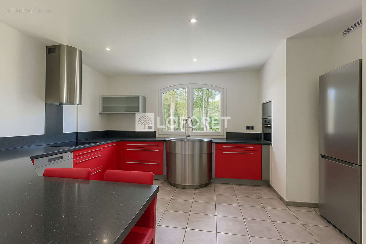 Maison à LA FOUILLOUSE