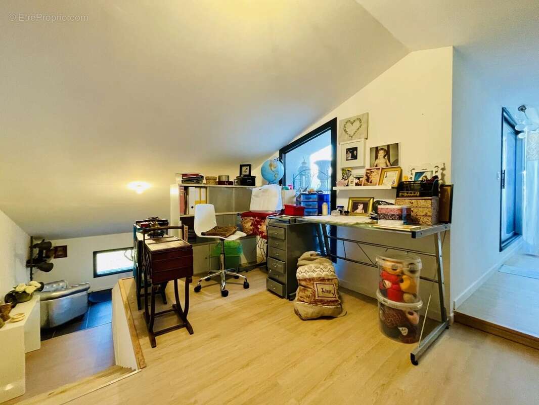 Appartement à MIRABEL-AUX-BARONNIES