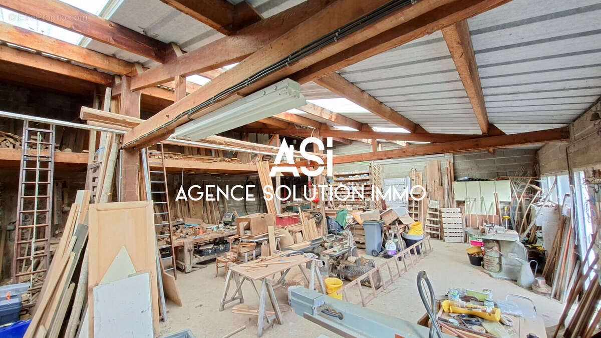 Maison à SAINT-GERMAIN-LE-FOUILLOUX