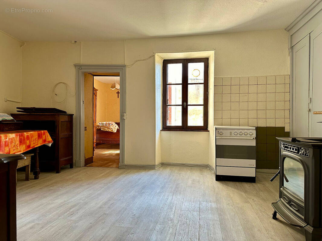 Maison à SEVERAC-LE-CHATEAU