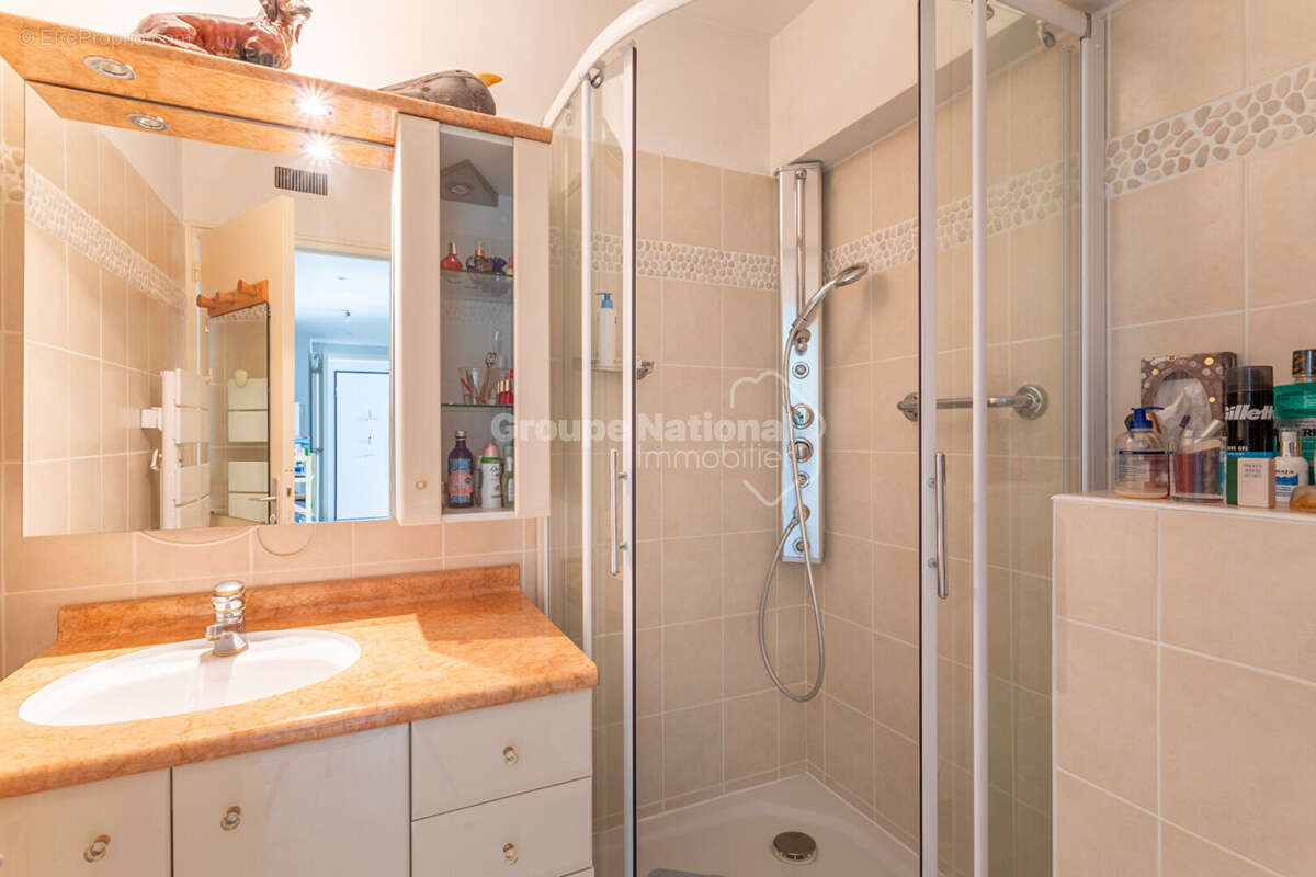 Appartement à CARRY-LE-ROUET