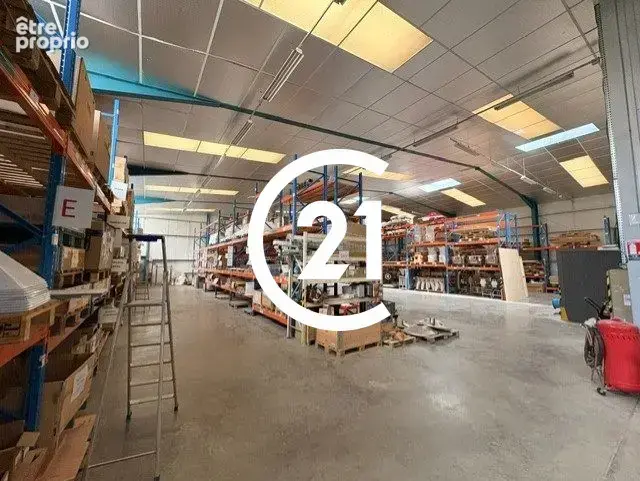 Commerce 1930 m² à Saint-Donat-Sur-L'herbasse  - photo 4