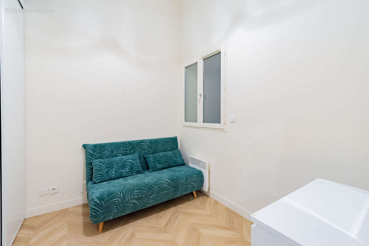Appartement à MARSEILLE-2E