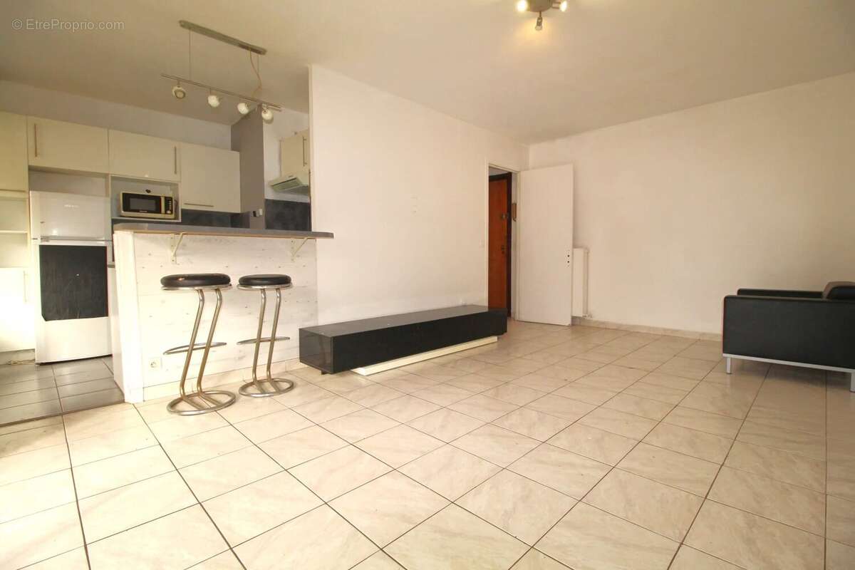 Appartement à LE CANNET