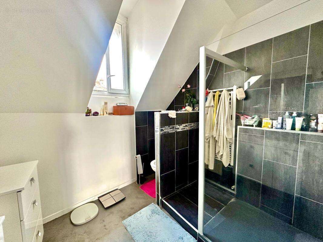 Maison à FONTENAY-SOUS-BOIS