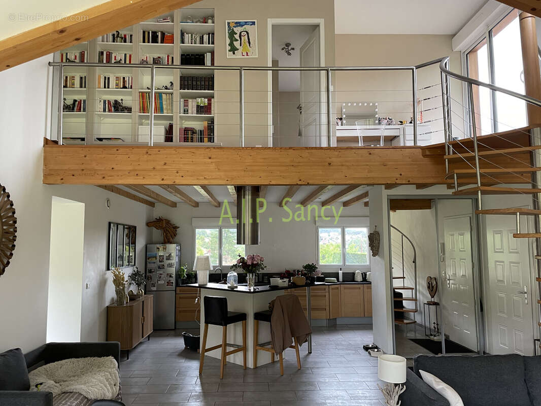 Maison à CHATELGUYON