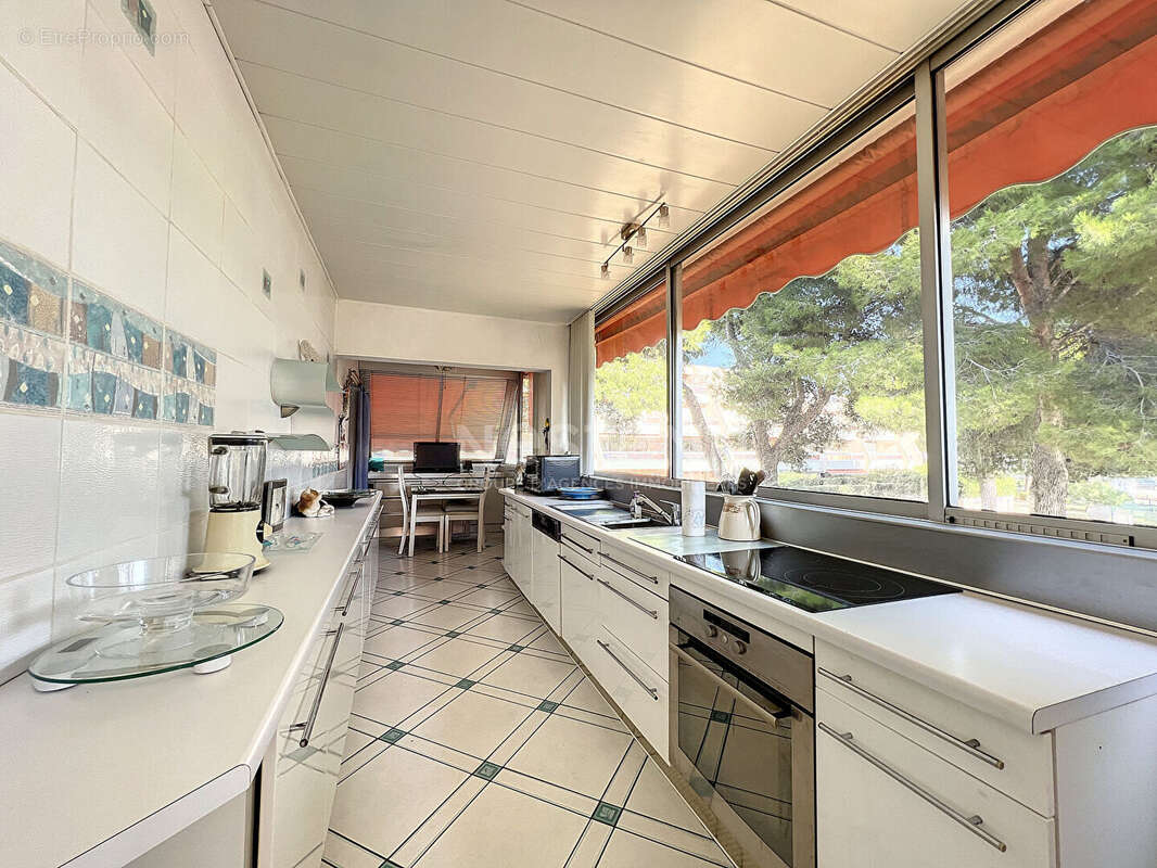 Port camargue - appartement p2 avec terrasse - vue mer - photo 3