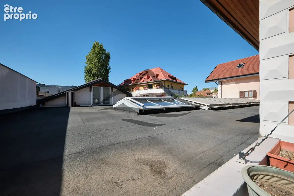 Annecy   Faubourg des Balmettes  T3 de caractère avec terrasse aux portes de la Vieille Ville - photo 18