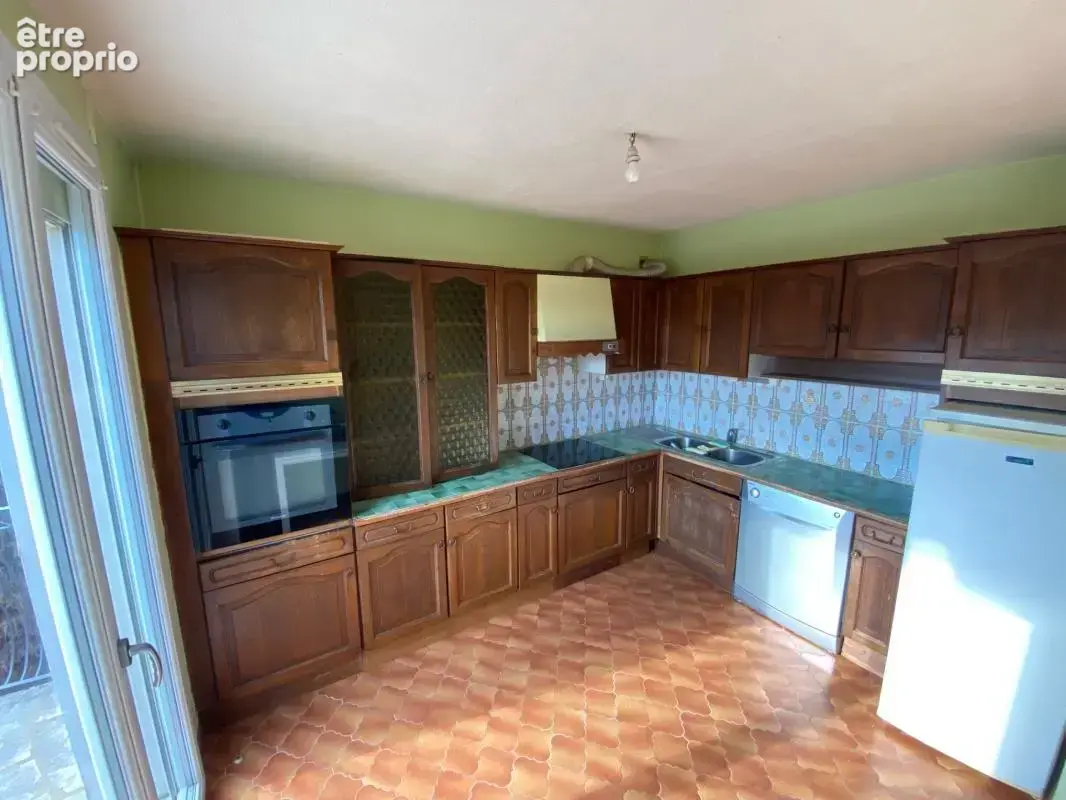 Maison familiale au calme avec potentiel à développer - photo 8