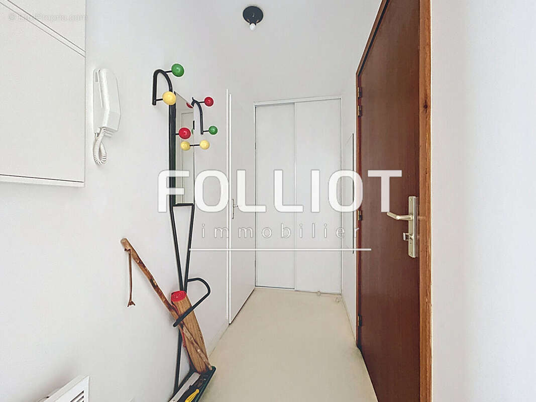 Appartement à JULLOUVILLE