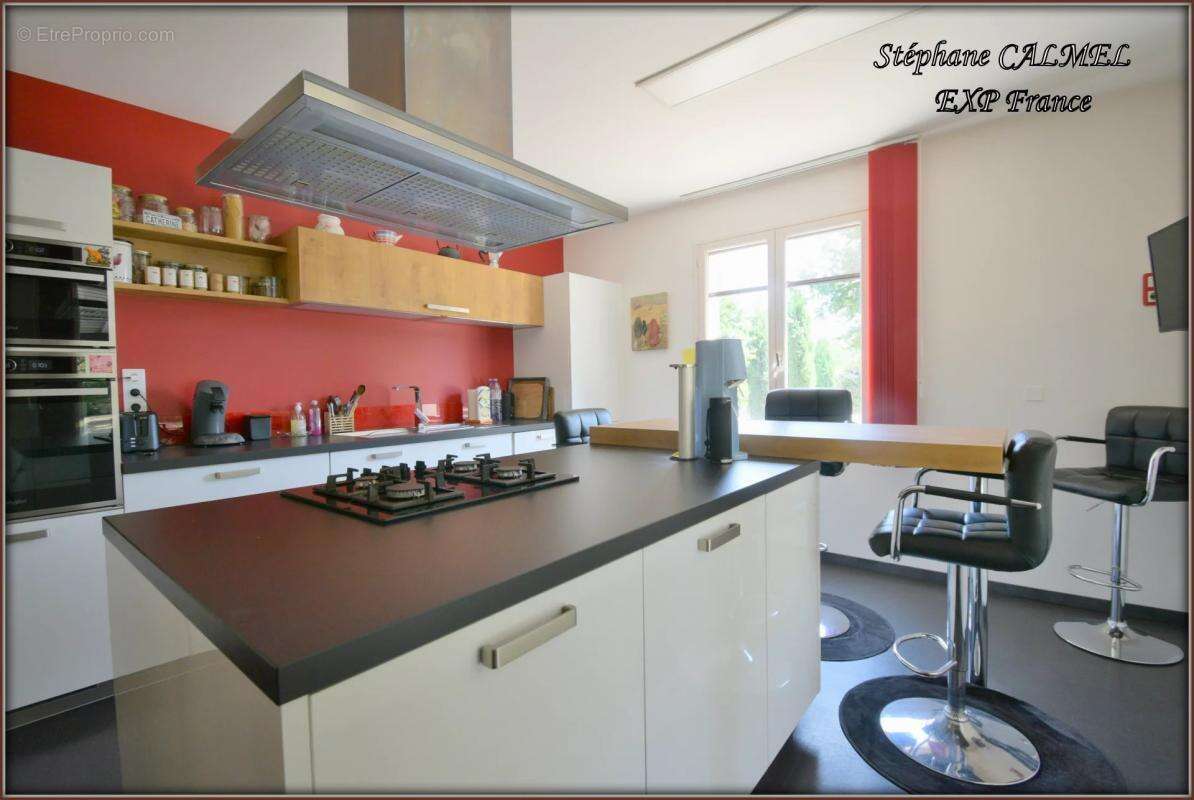 Maison à SAINT-FRONT-DE-PRADOUX