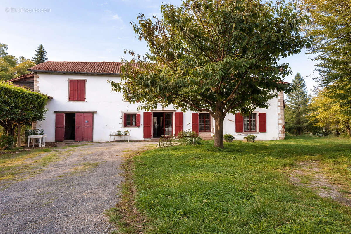 Maison à SAINT-PALAIS