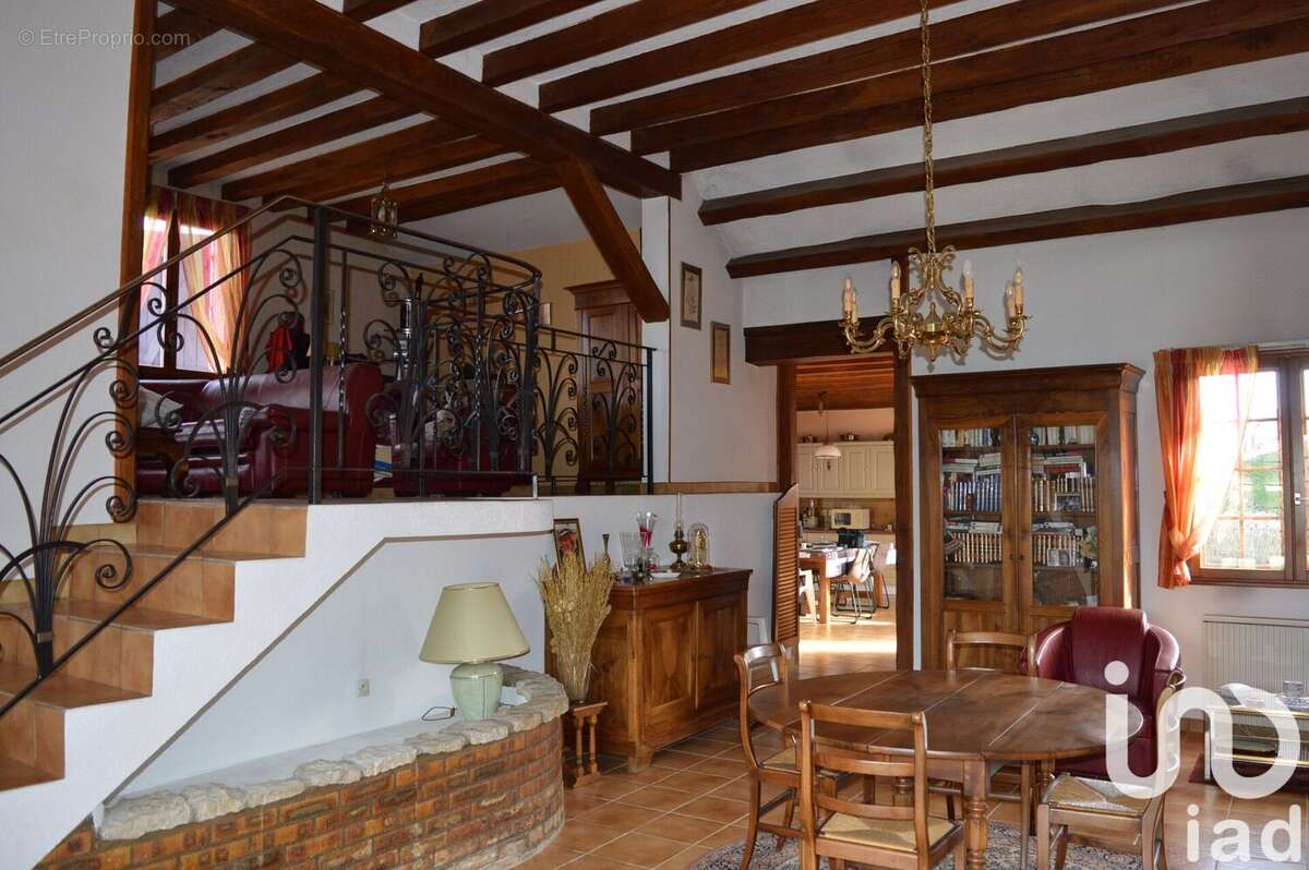 Photo 9 - Maison à JOIGNY