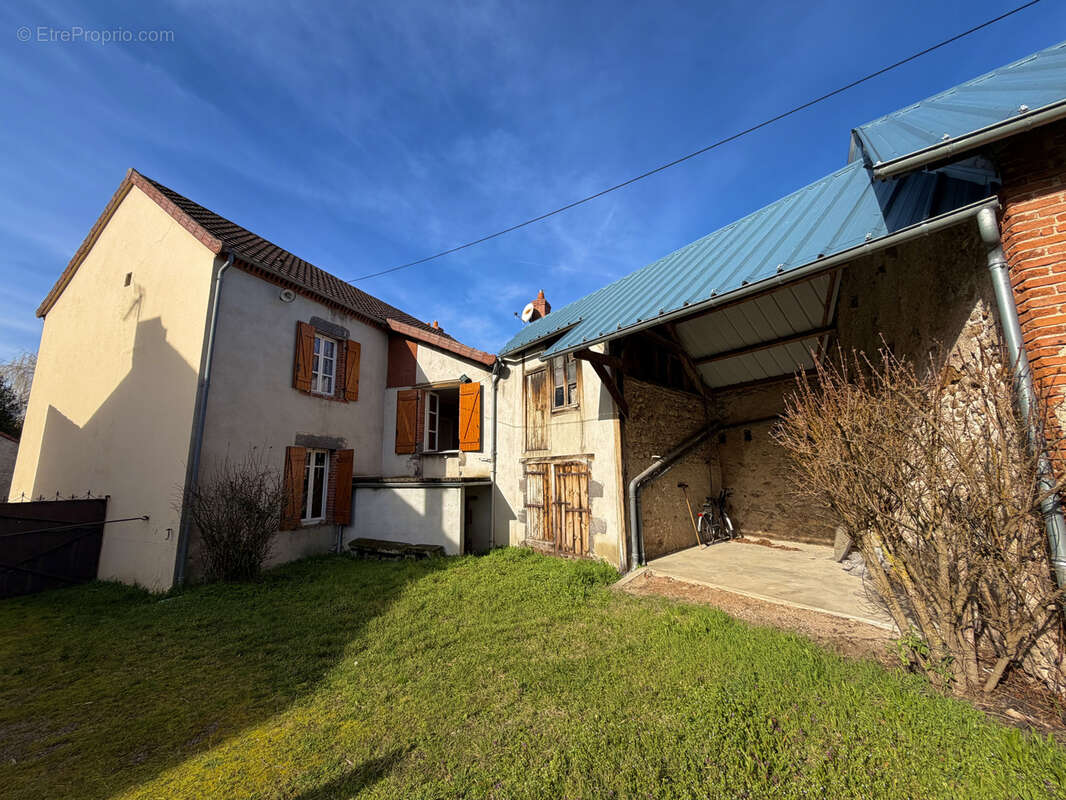 Maison à SAINT-PARDOUX