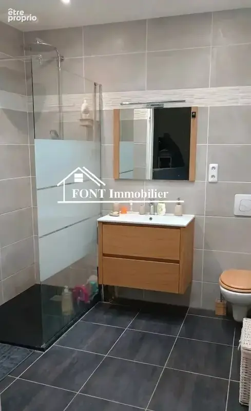 Saint-chamond, belle maison rénovée,  3 chambres - photo 8