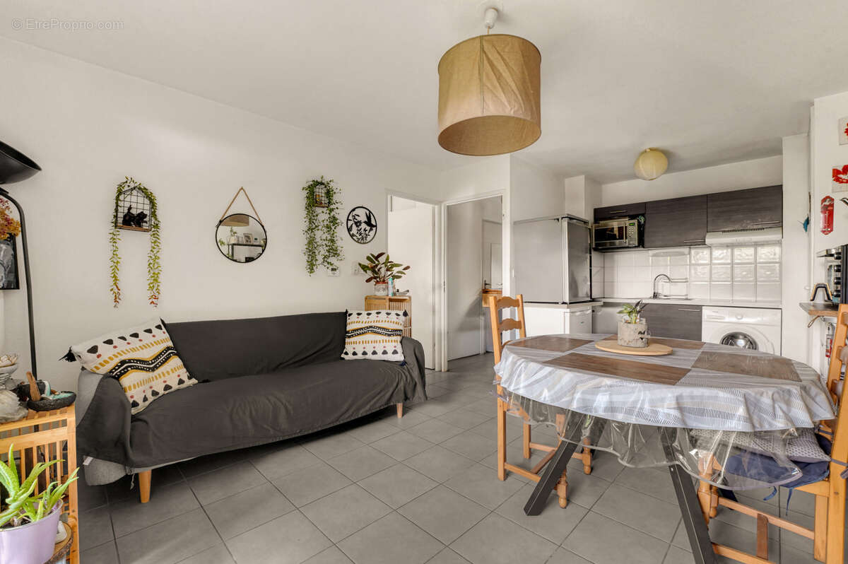 À vendre ! Appartement T2 de 40 m2 en rez-de-jardin   Quartier Lalande - photo 4