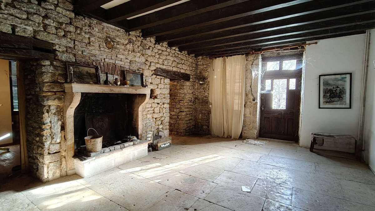 Maison à VANDENESSE-EN-AUXOIS