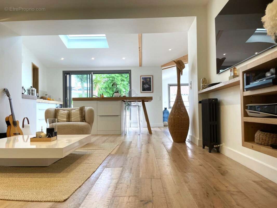 Maison à LA ROCHELLE