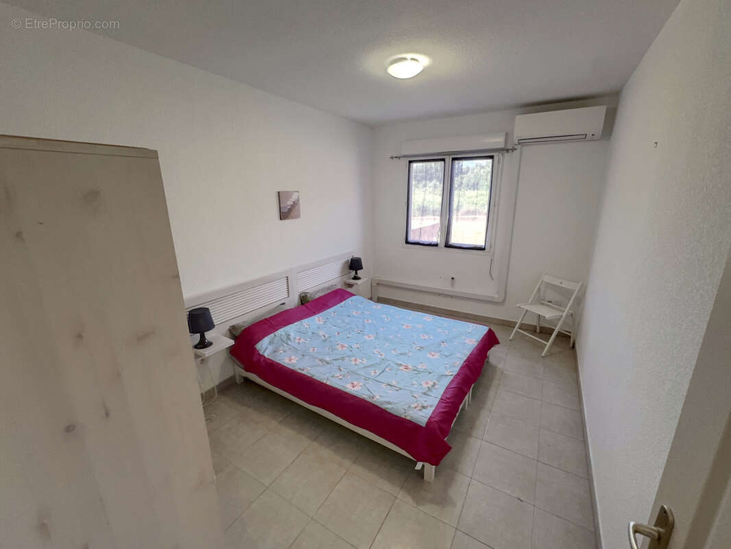 Appartement 76 m² à Santa-Maria-Poggio  - photo 5