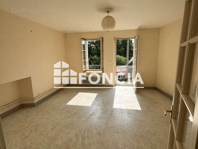 Maison à AZAY-LE-RIDEAU