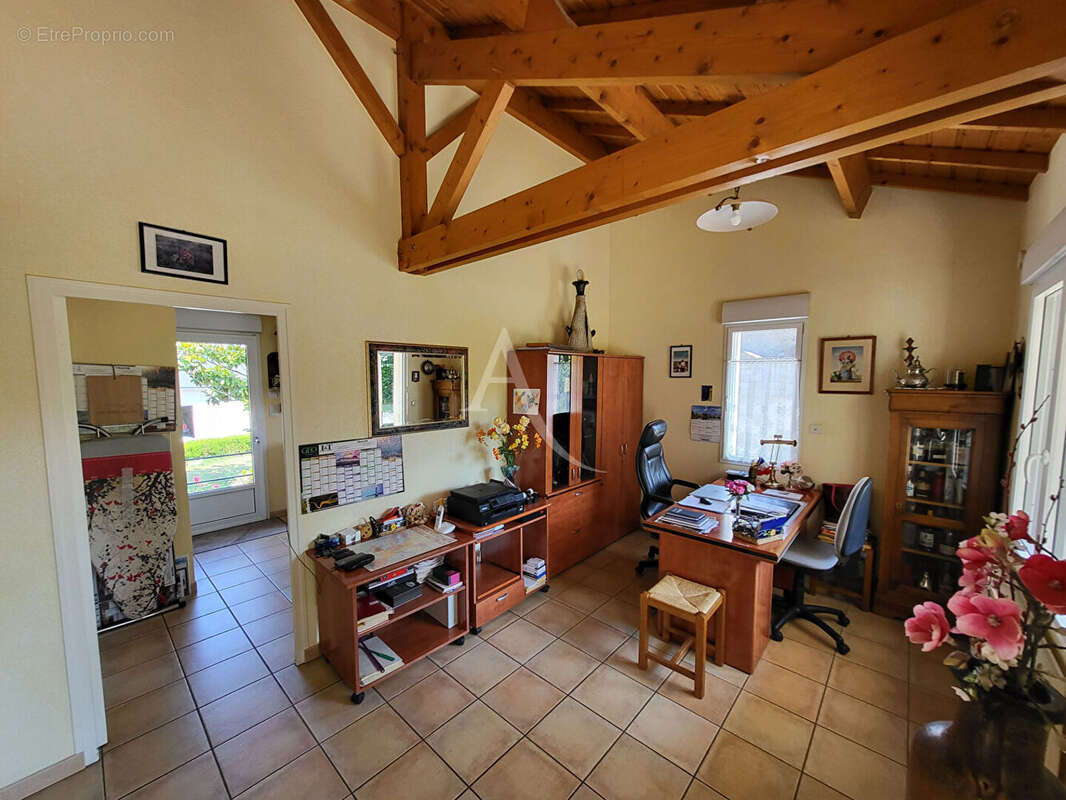Maison à MARSAC-SUR-DON