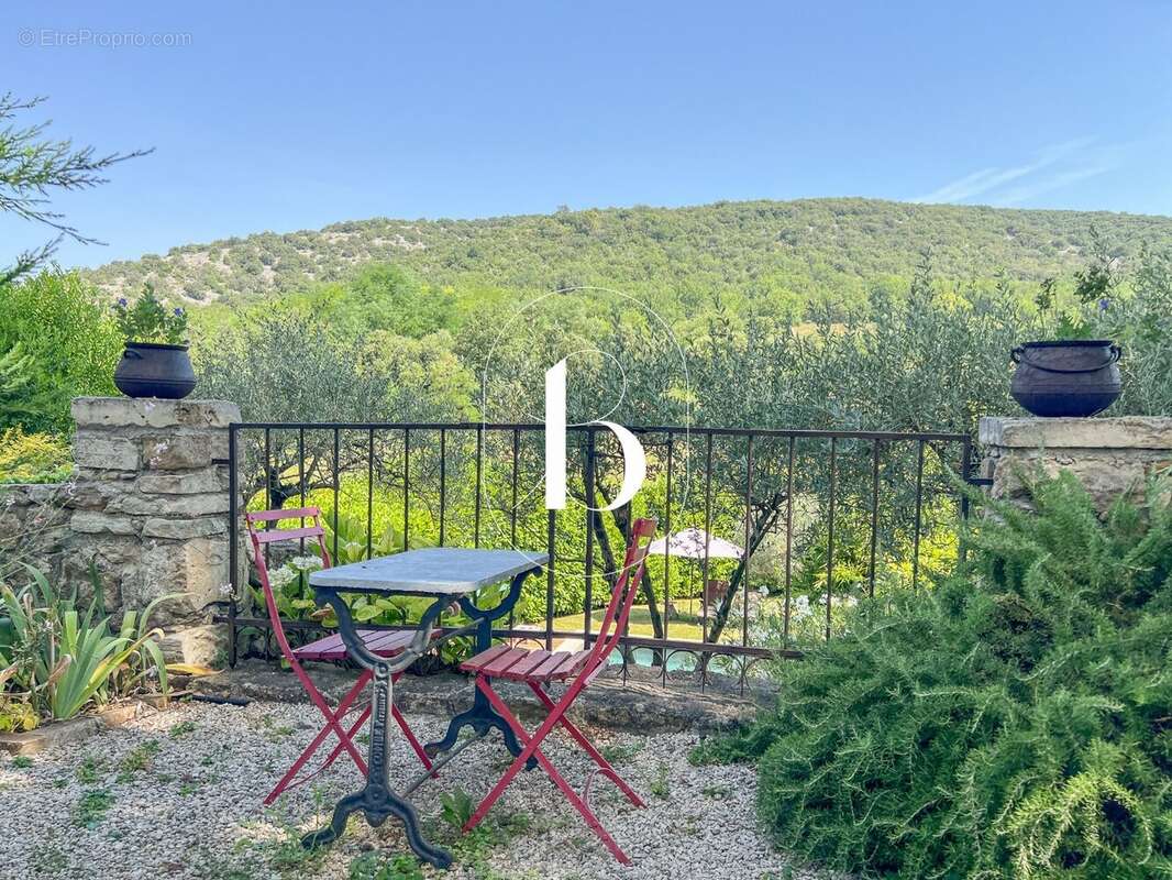 Maison à GOUDARGUES