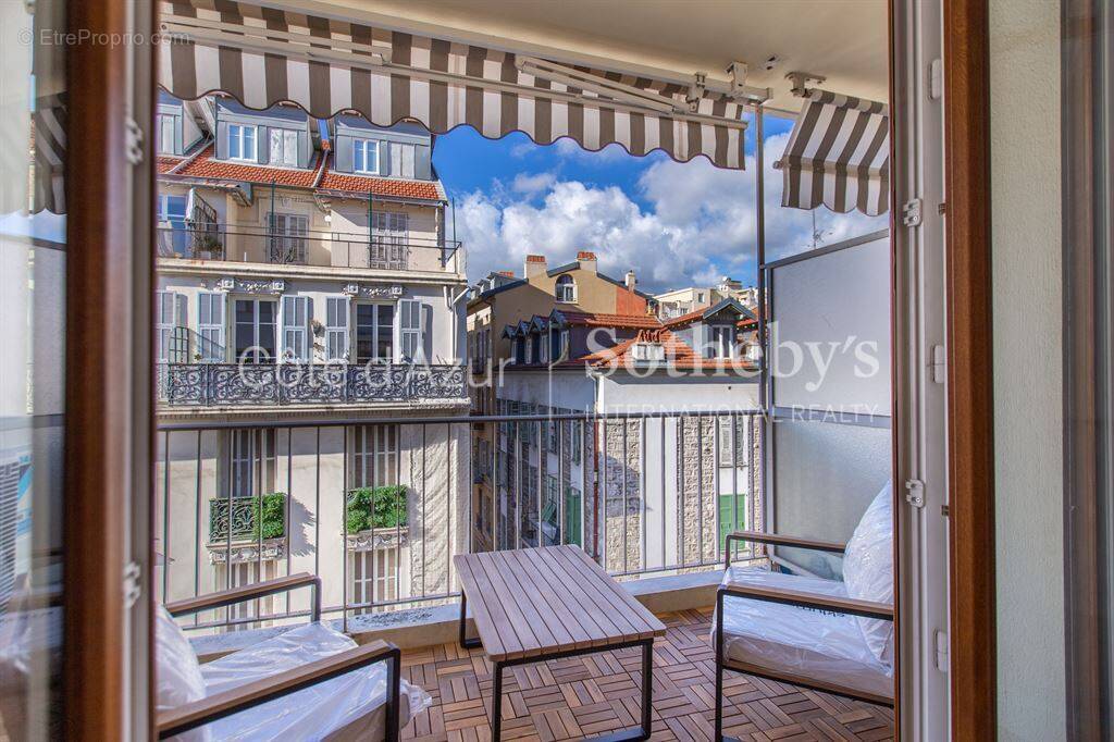 Appartement à NICE