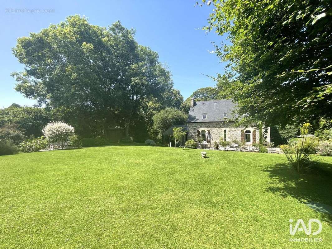 Photo 2 - Maison à PLOUBEZRE