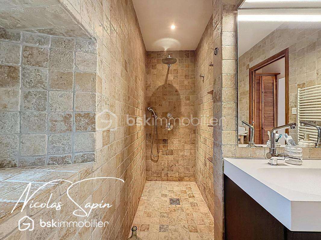 Maison à VARCES-ALLIERES-ET-RISSET