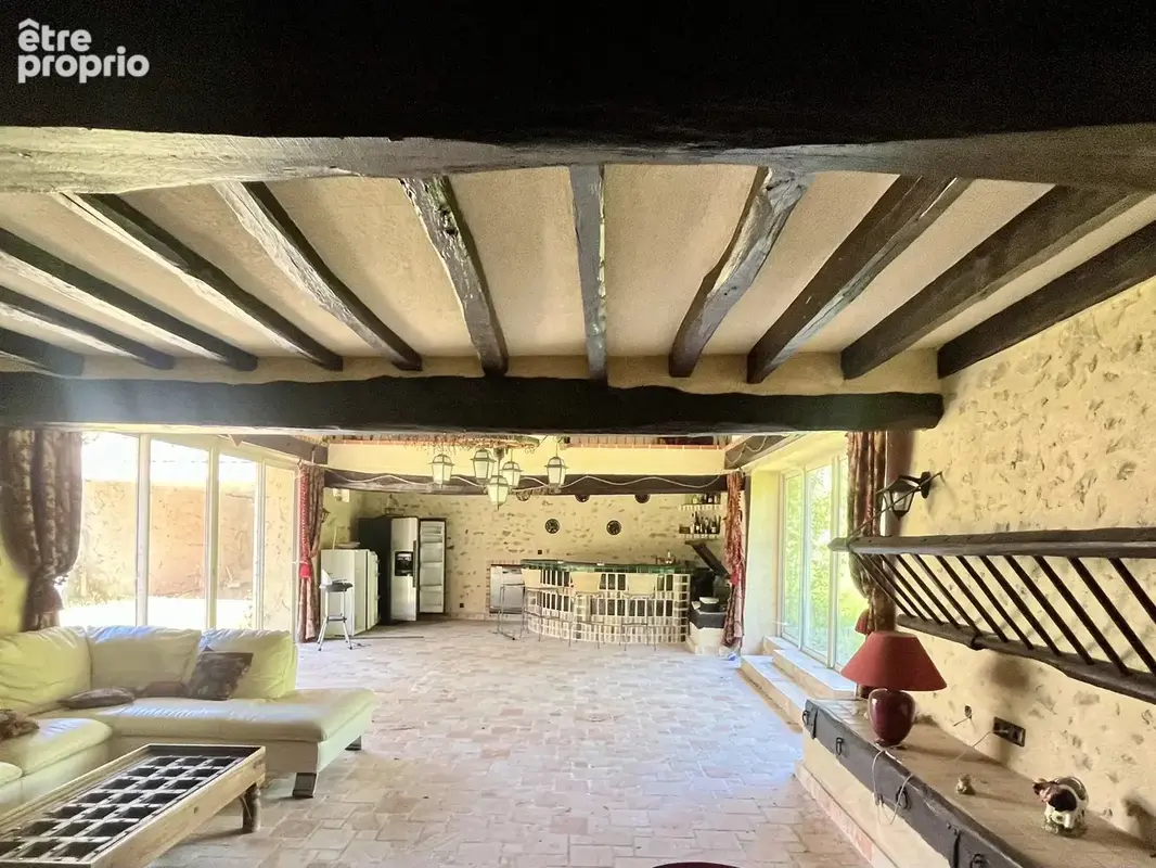 Exclusivité - propriété de caractère 850 m², terrain 4500 m² - photo 9