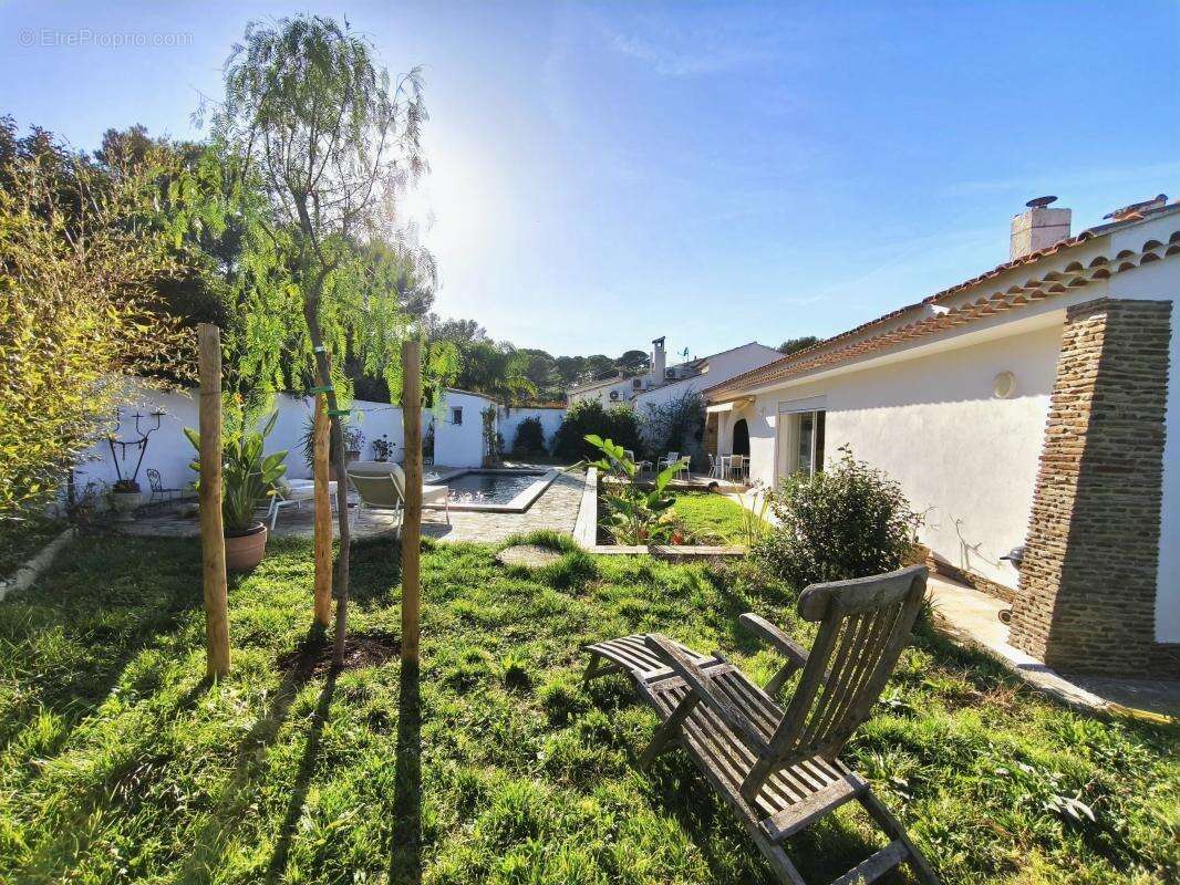 Maison à SIX-FOURS-LES-PLAGES