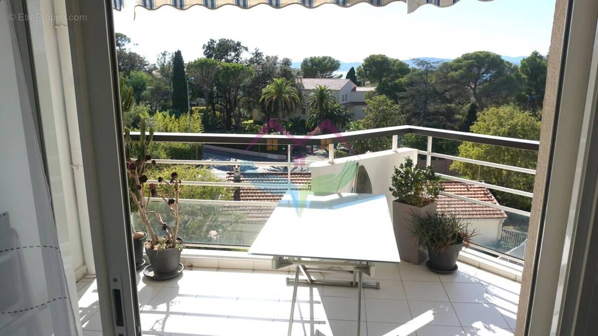 Appartement à SAINT-RAPHAEL