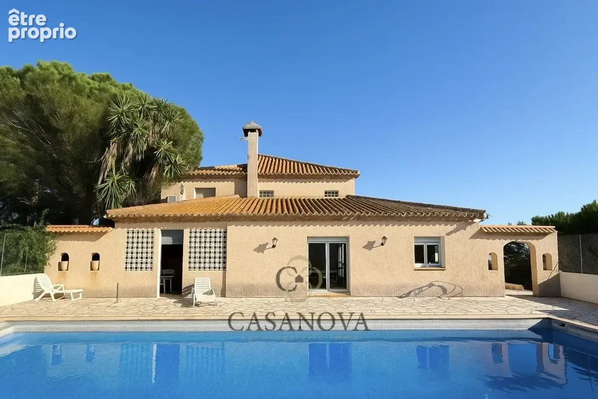 Villa 3 chambres terrain 1200 m2 avec piscine - photo 2