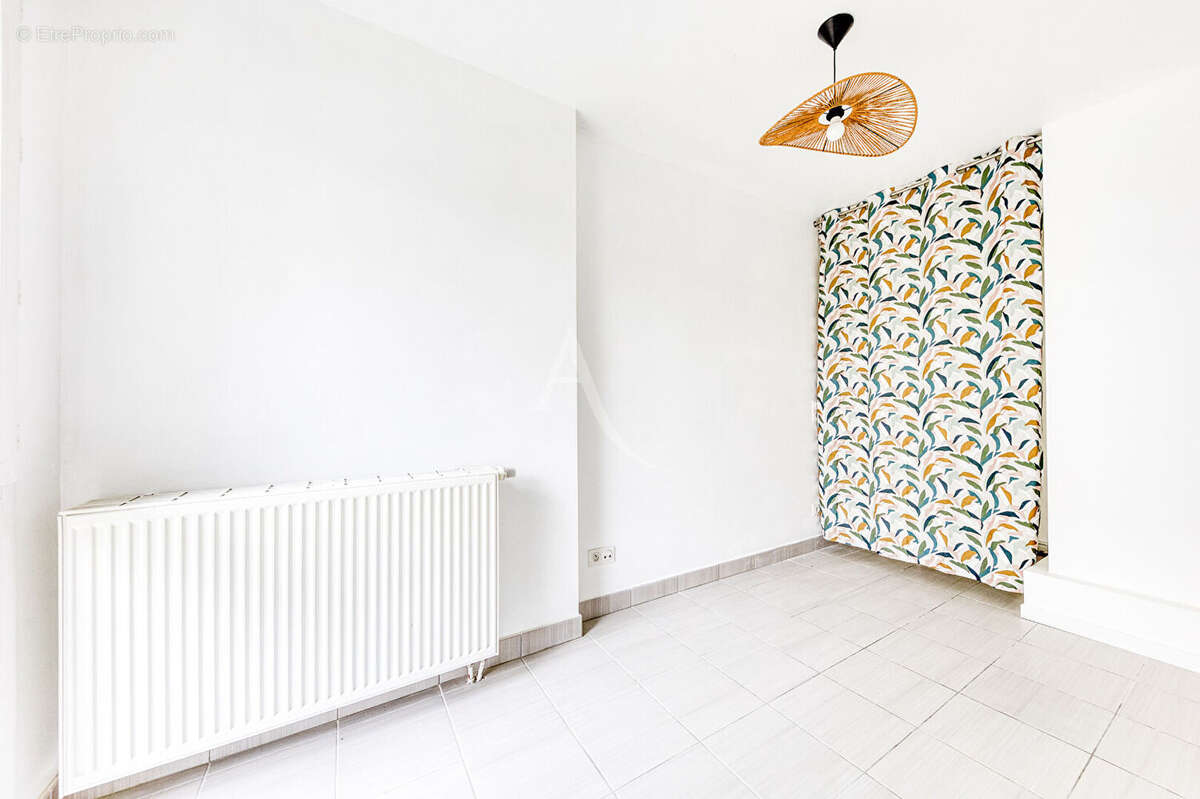Appartement à LOGNES