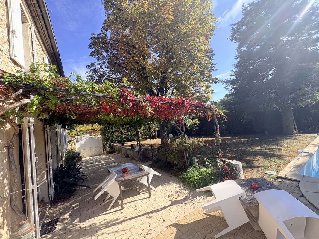 Maison à SAINT-BAUZELY