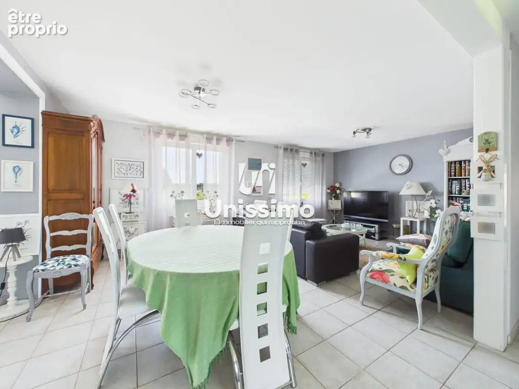 Maison 177 m² à La Pretiere  - photo 9